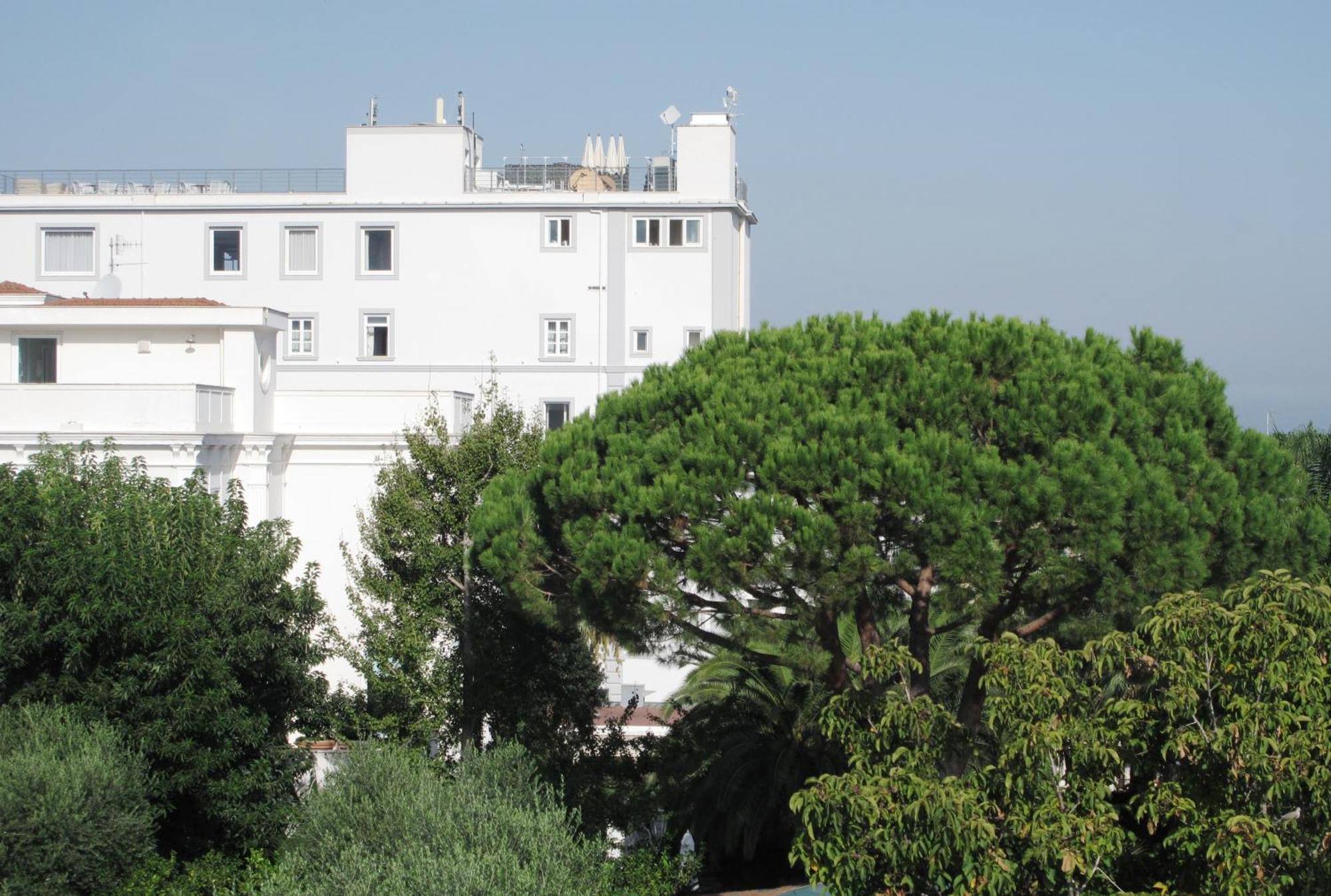 Reggine Holiday Apartments Sant’Agnello Szoba fotó